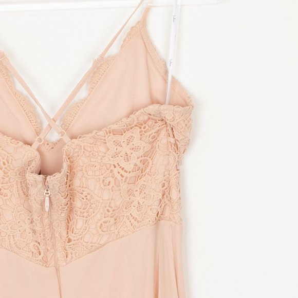 Lulu's Madalyn Blush Lace Maxi Dress Size Medium - Picture 7 of 10